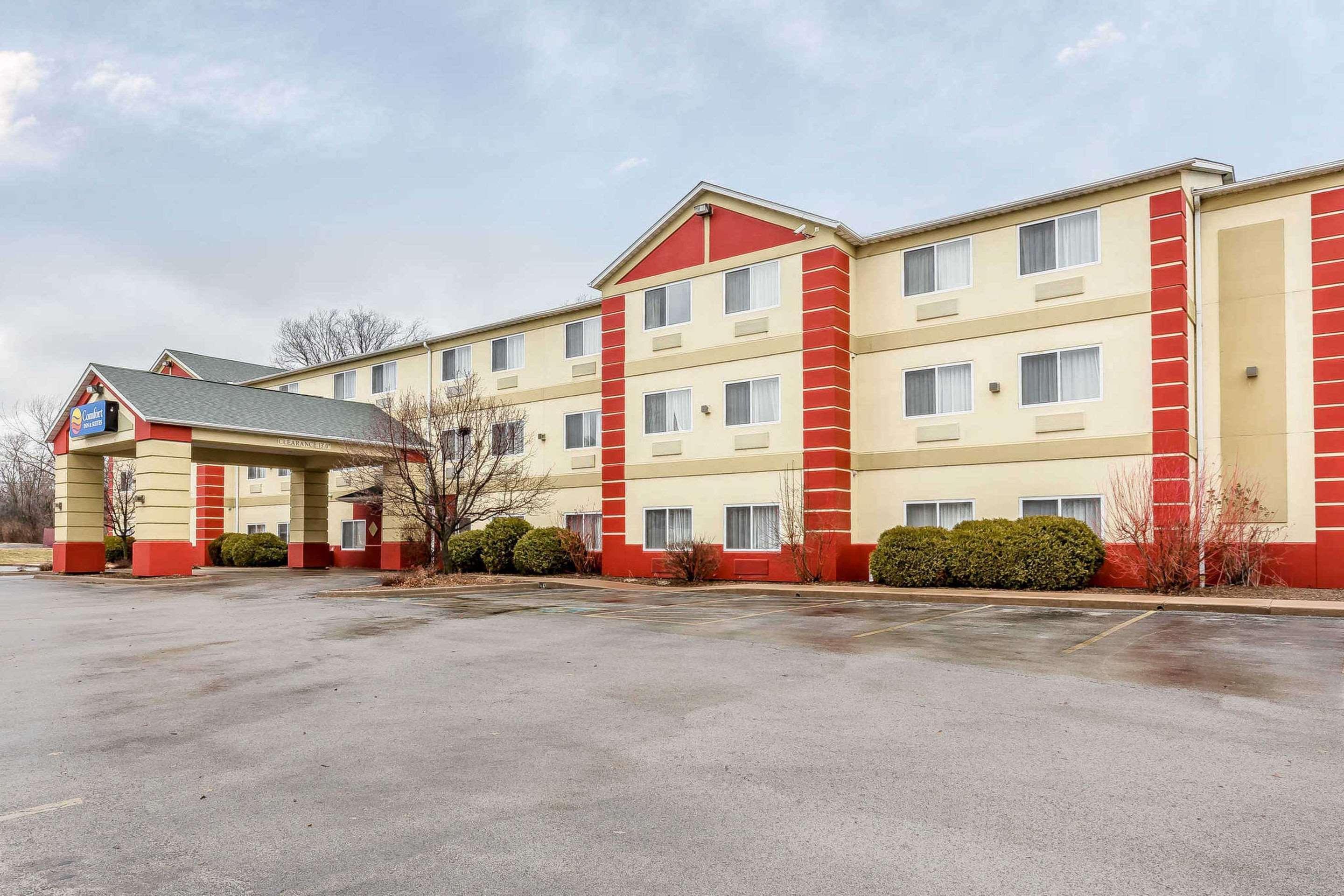 Hotel Comfort & 3*