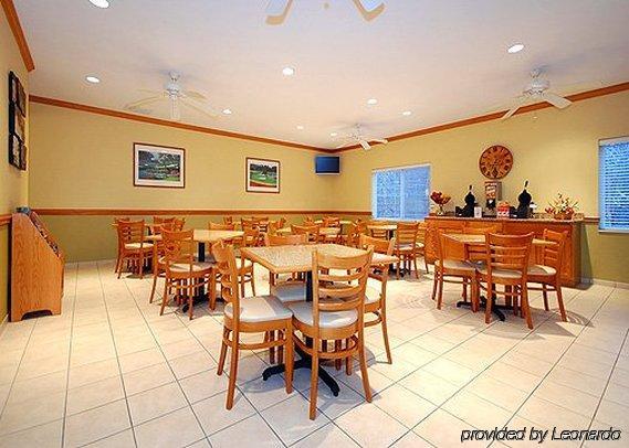 Comfort & Hotel East Moline