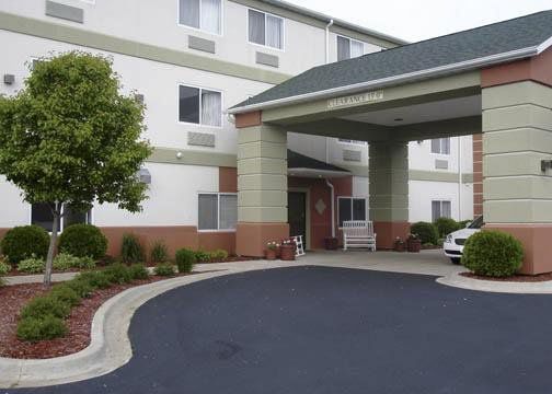 Hotel Comfort & East Moline